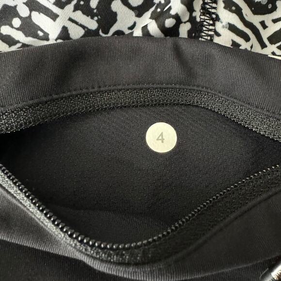 Lululemon Run: Inspire Crop II All Full-On Luxtreme Mini Brushed Animal Size 4 - Picture 9 of 12